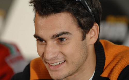 Dani Pedrosa signs new Honda deal