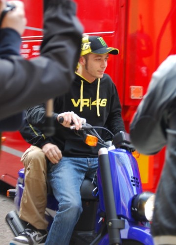 Valentino Rossi arriving at Ducati Garage